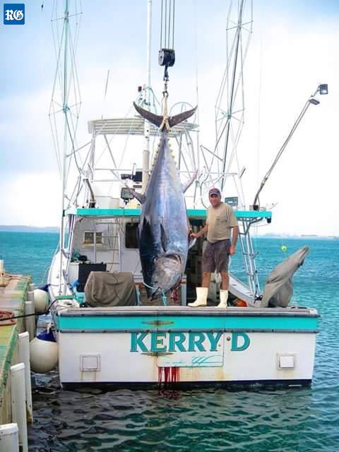 Reproduction tuna fishing boat, fishing decoration